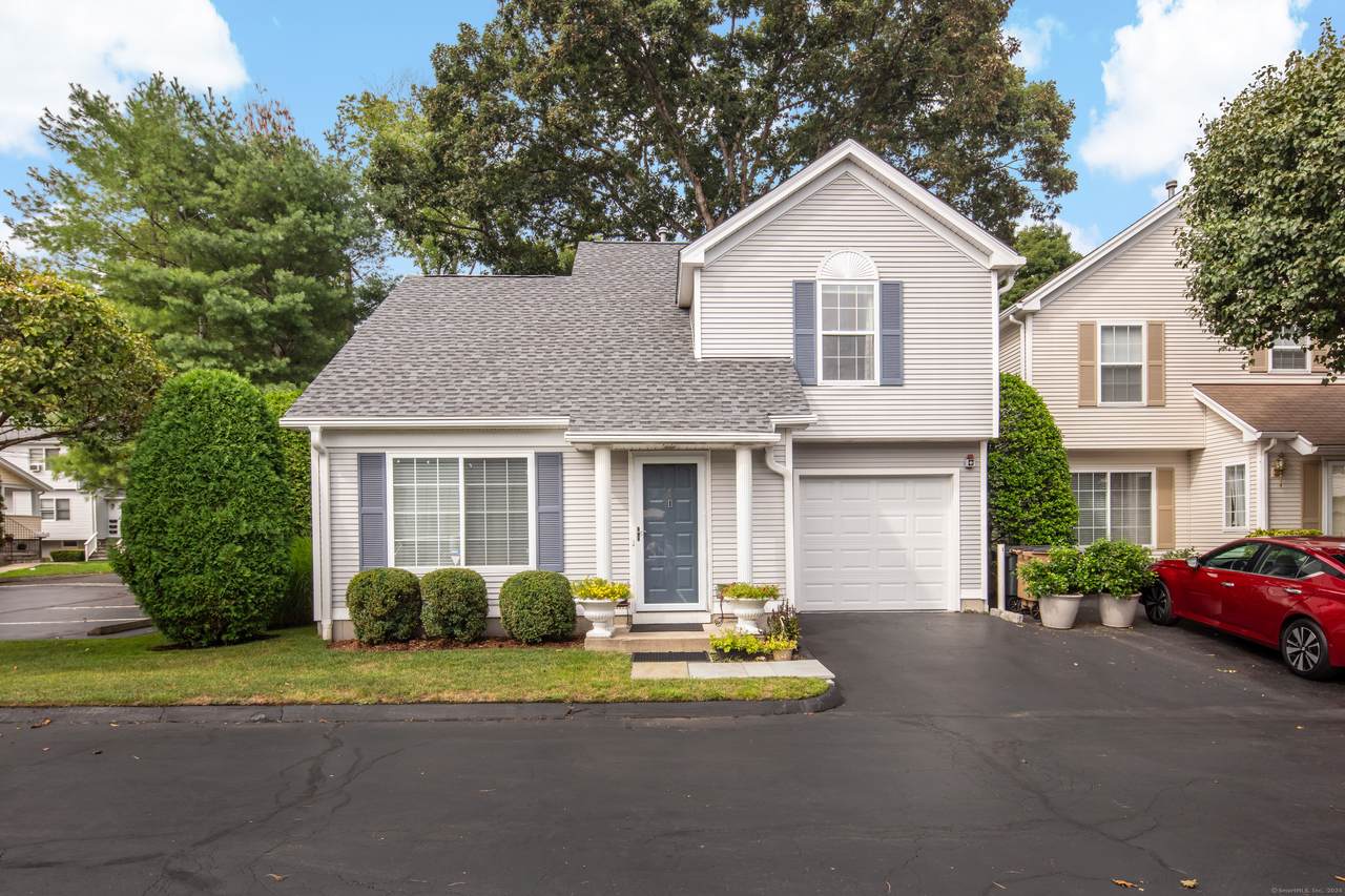 40 Oenoke Place - Photo 1