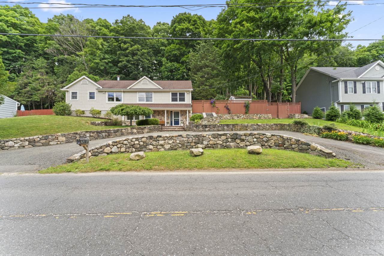 30 Maple Avenue Extension - Photo 1