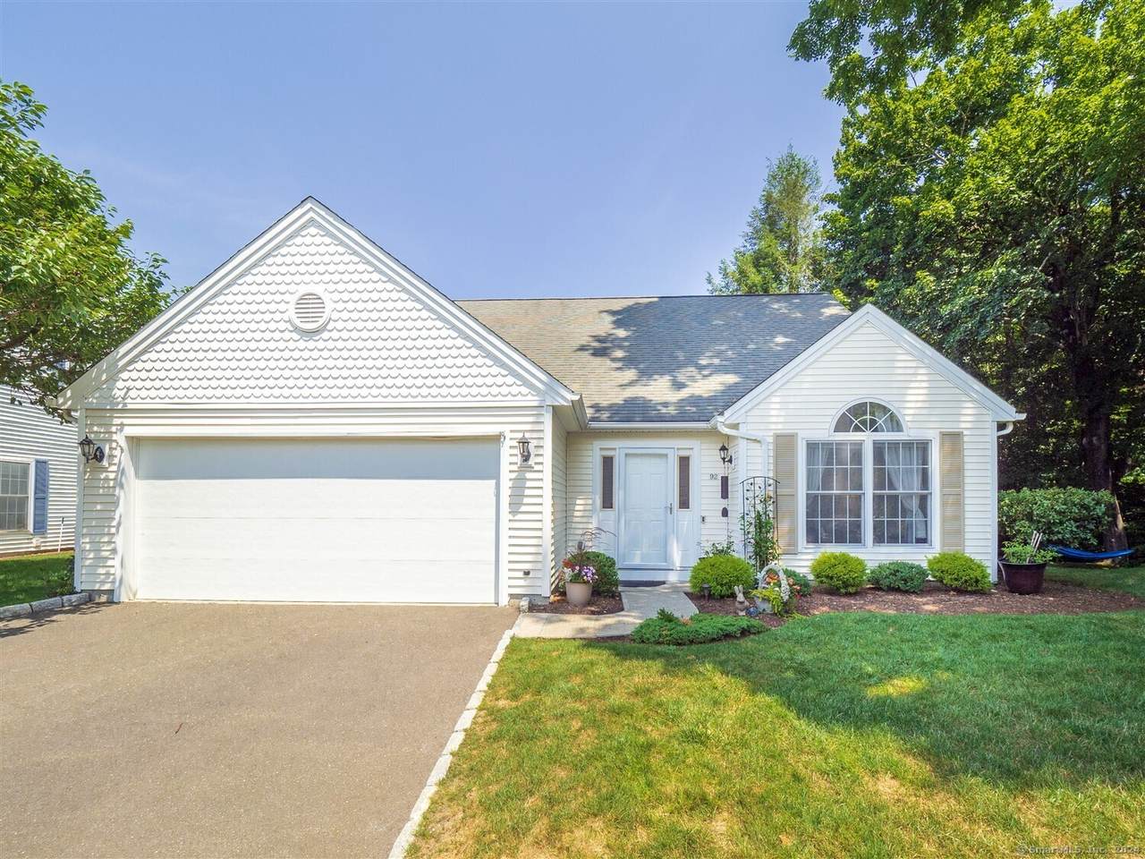 92 Village Court - Photo 1