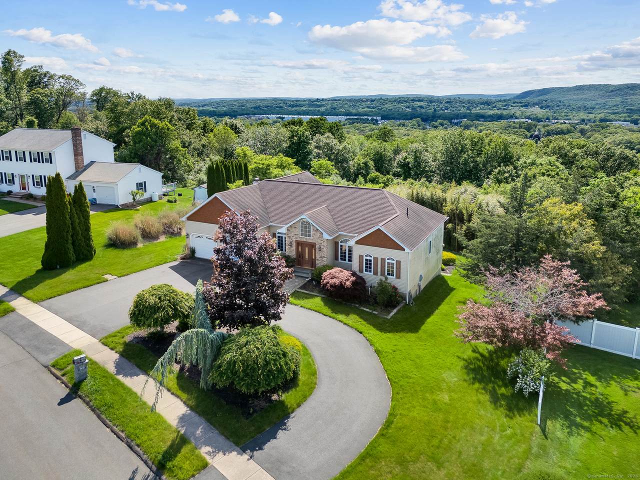 15 Huntington Ridge Road - Photo 1