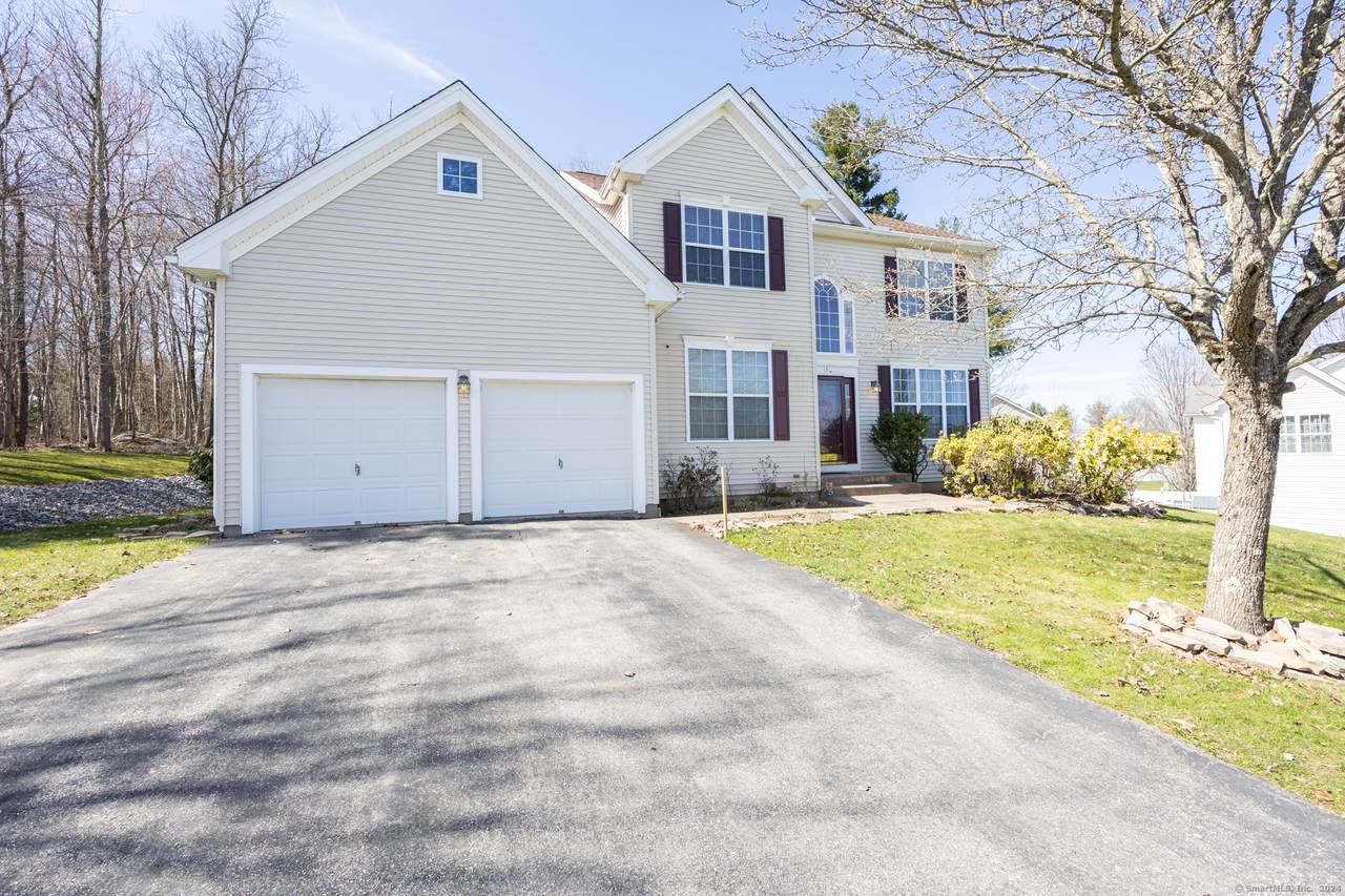 133 Hillandale Boulevard - Photo 1