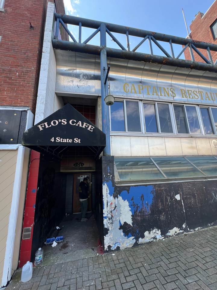 4 State Street - Photo 1