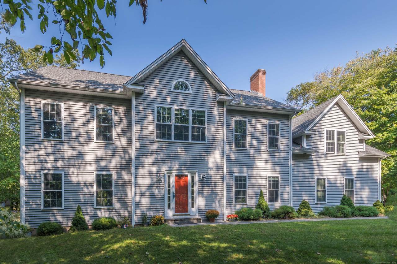 752 Ives Row - Photo 1