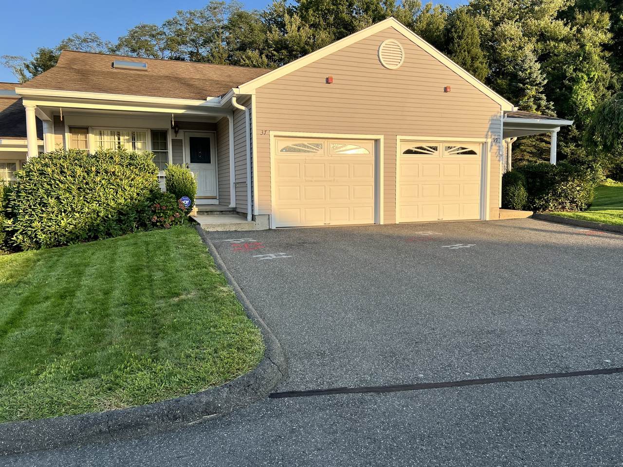 37 Highland Drive - Photo 1