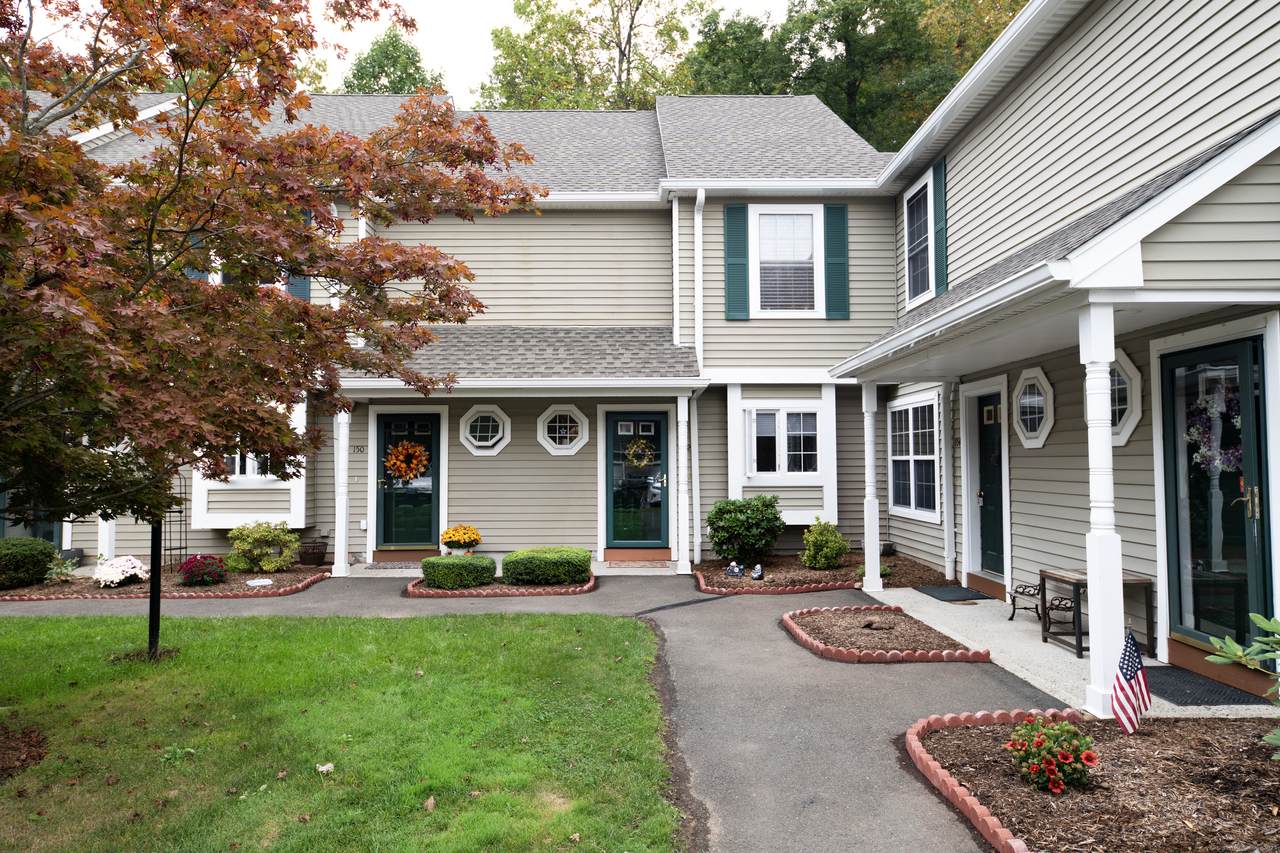 152 Summerhill Road - Photo 1