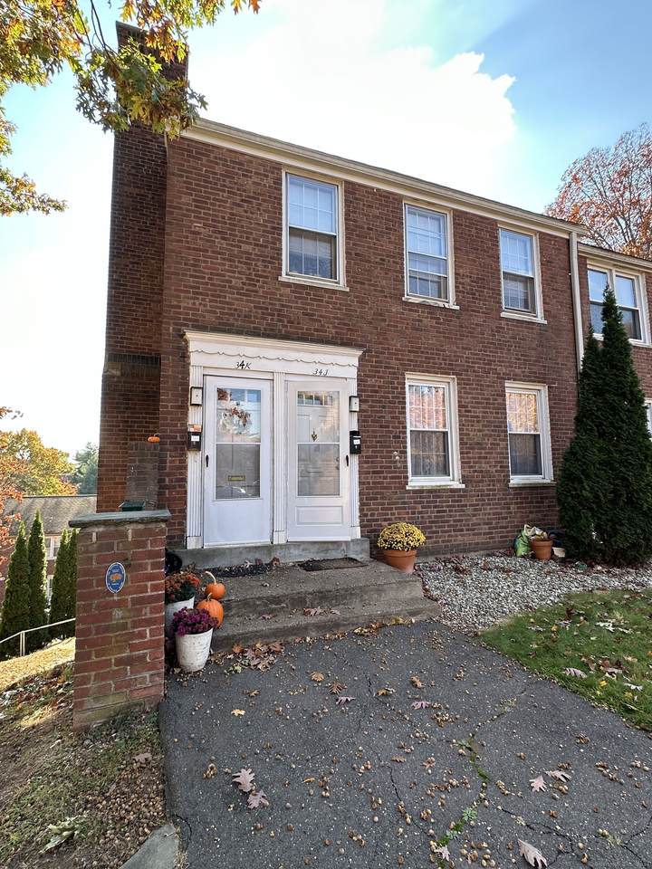 34 Garden Drive - Photo 1