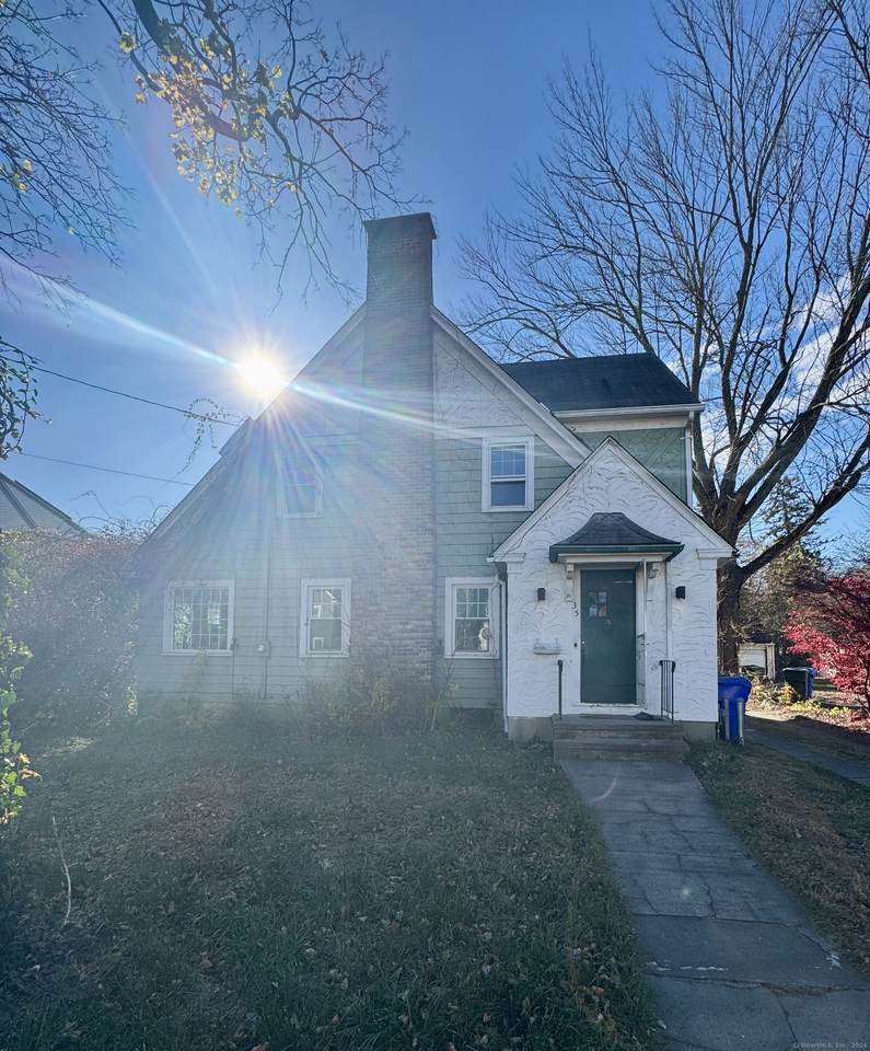 35 Ellsworth Street - Photo 1