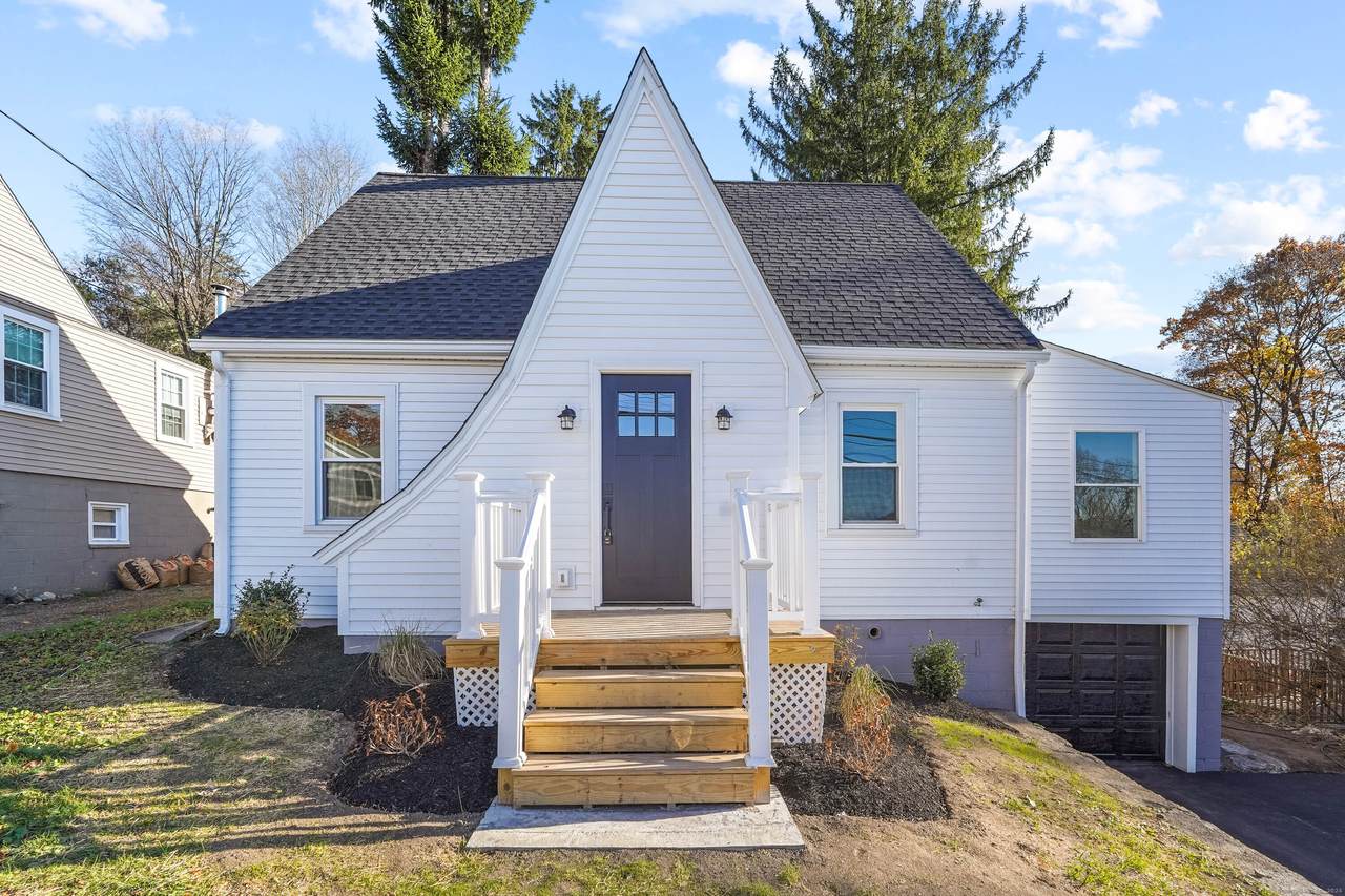 726 Main Street - Photo 1