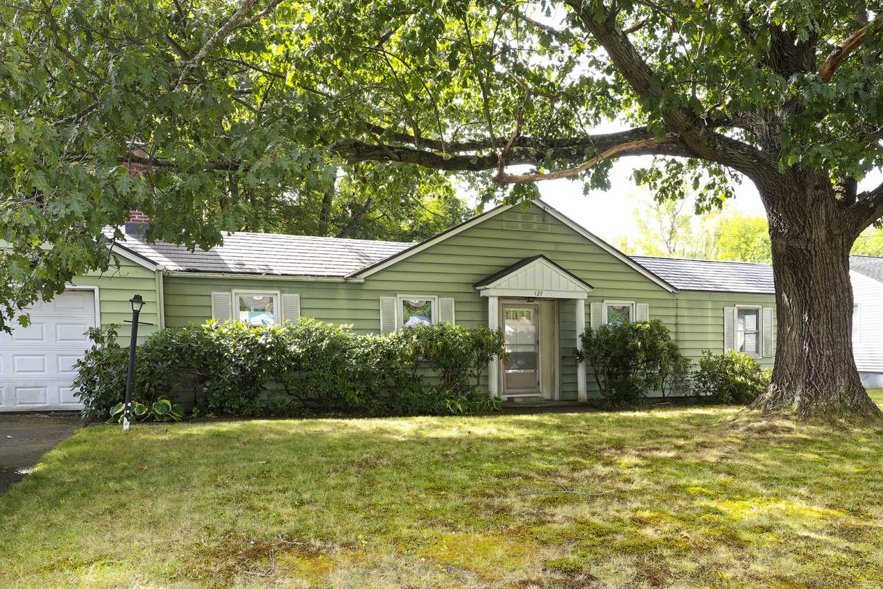 129 Glenview Drive - Photo 1