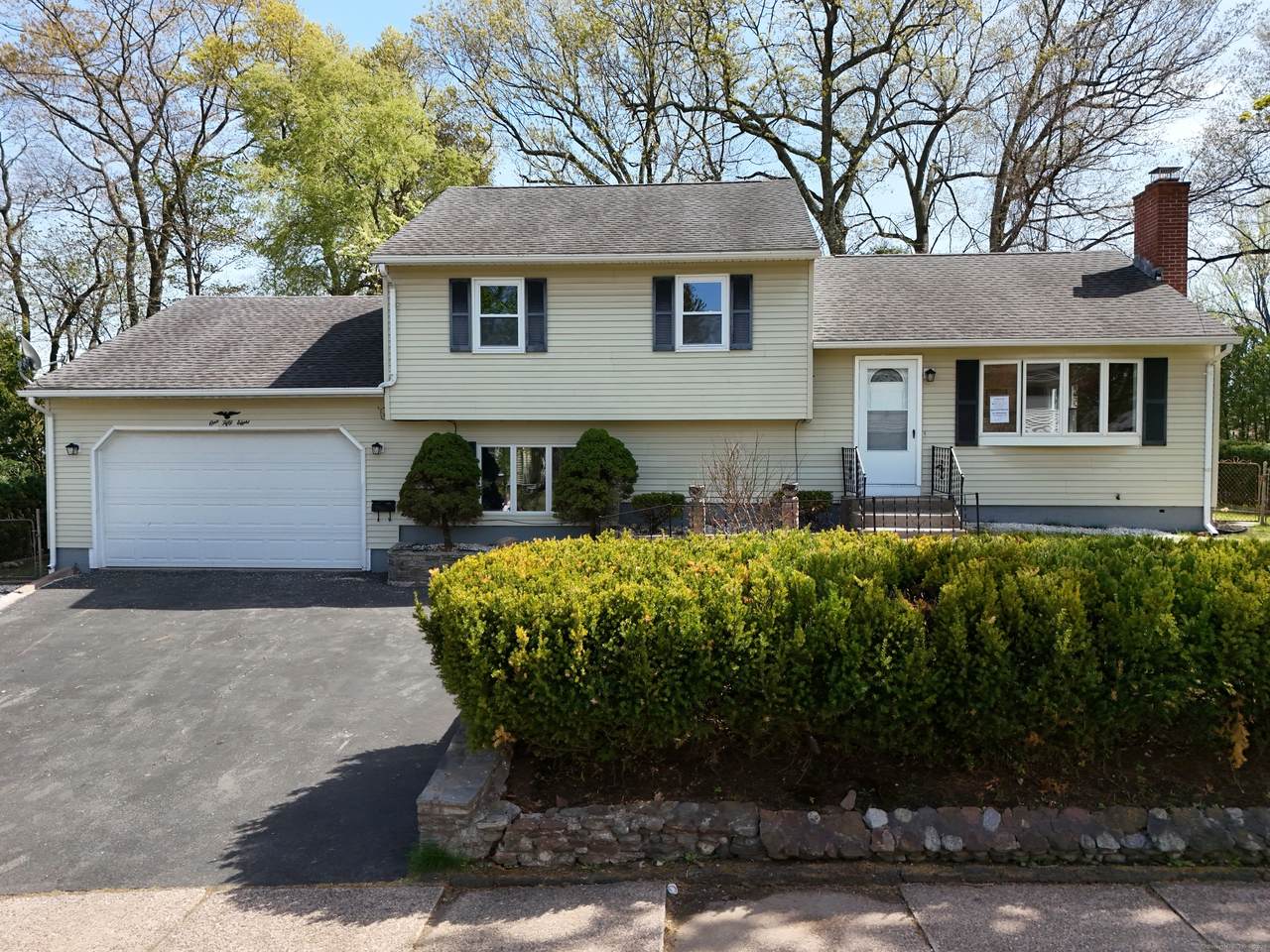 158 Monroe Street - Photo 1