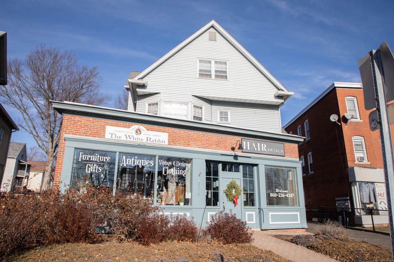212 Park Road - Photo 1