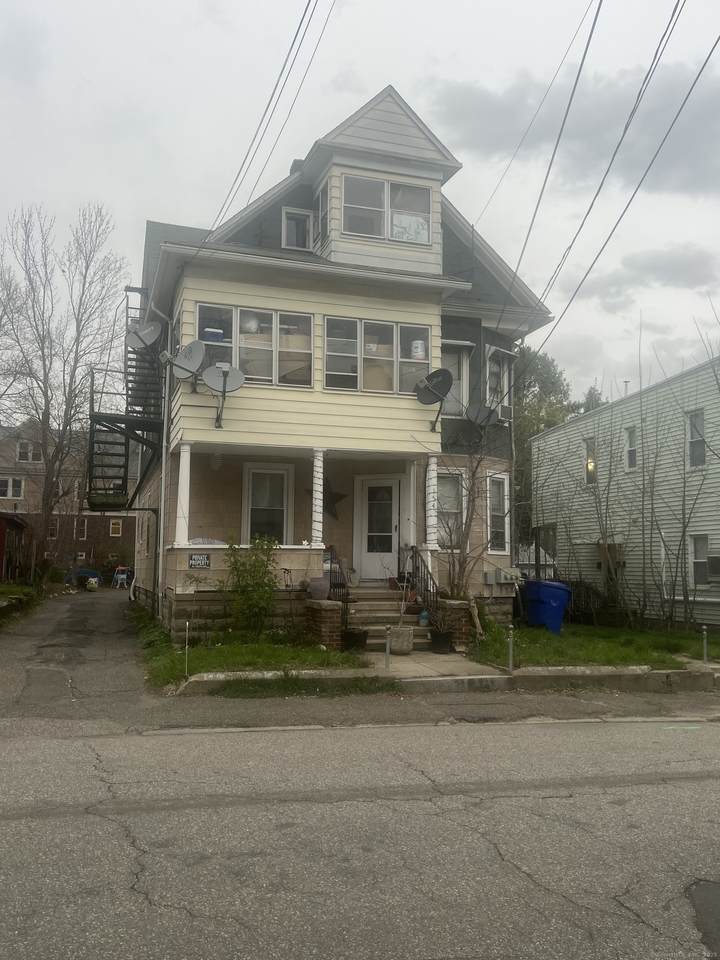 152 Turner Avenue - Photo 1