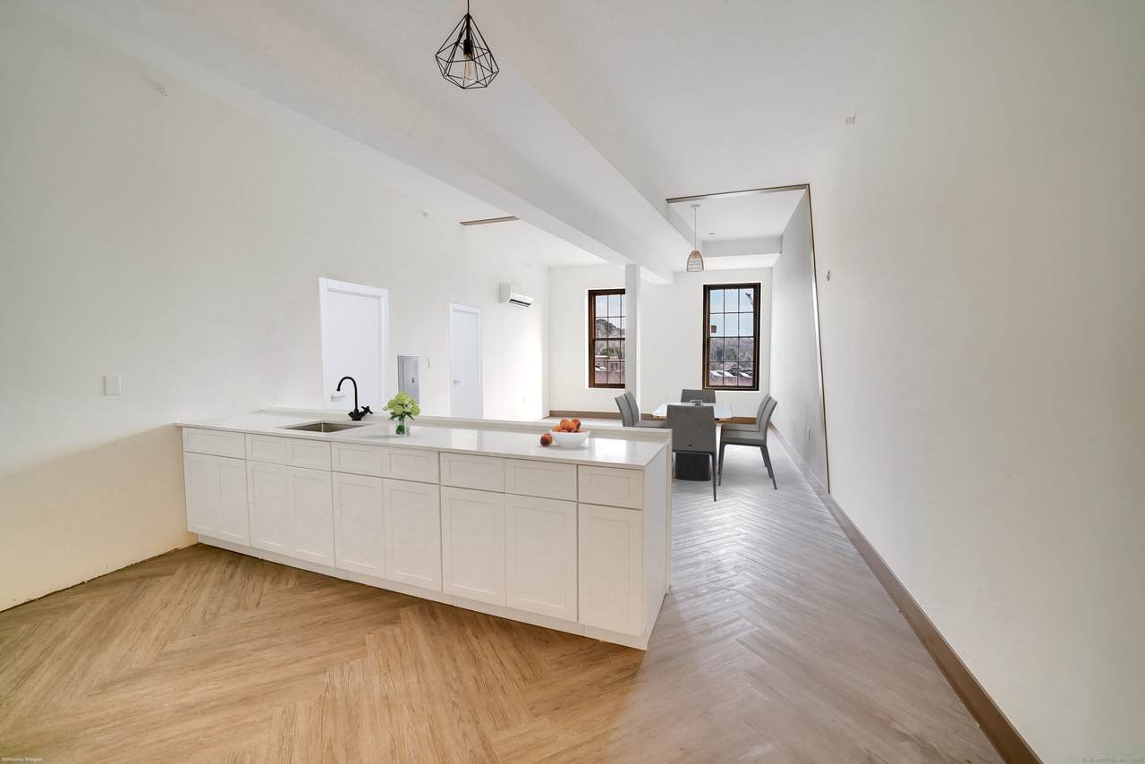 85 Main Street - Photo 1