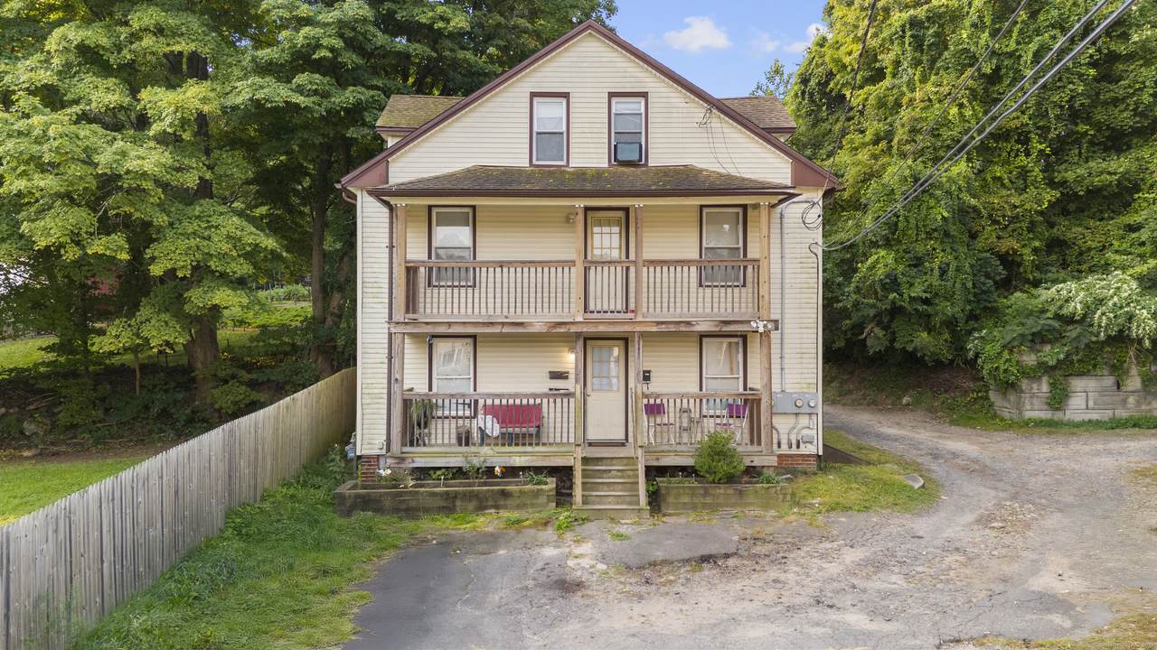 211 Park Street - Photo 1