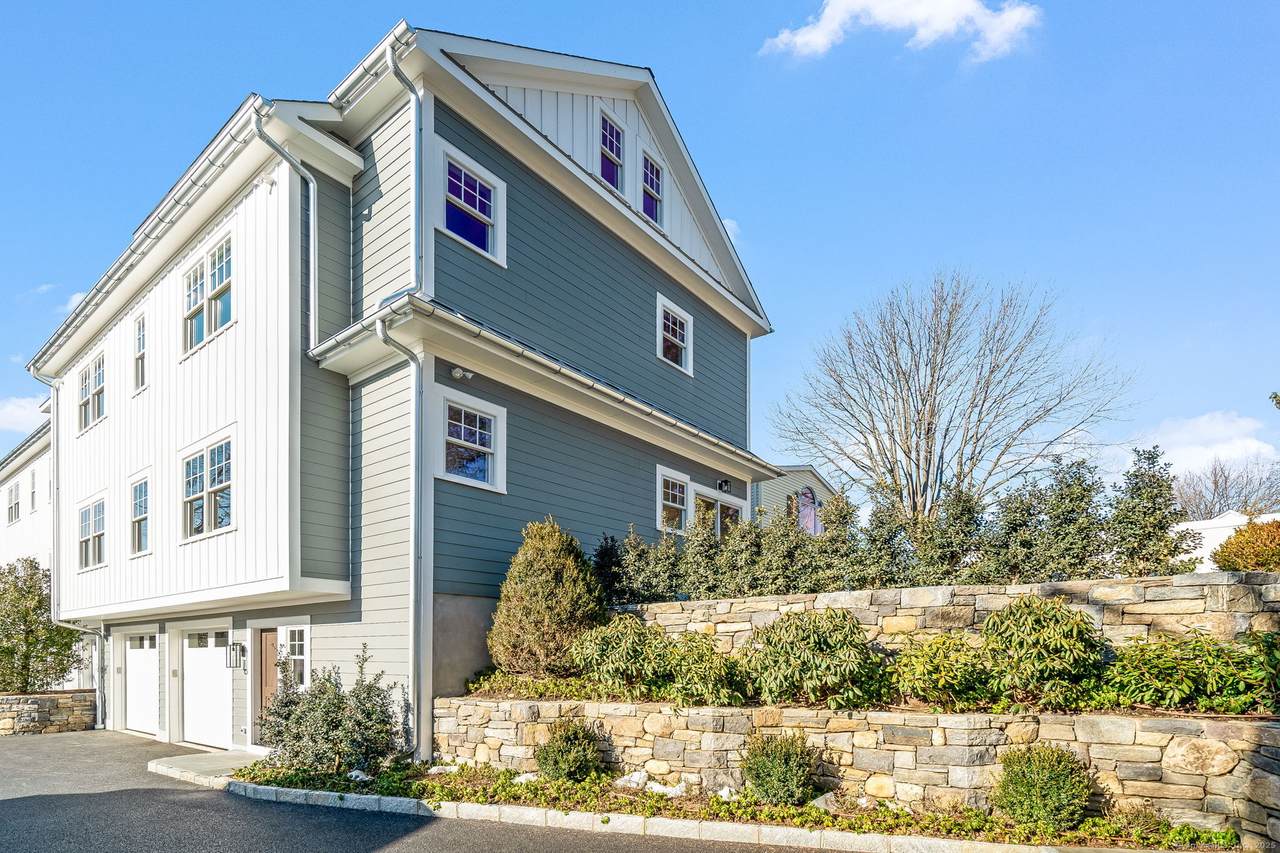 25 Henry Street - Photo 1