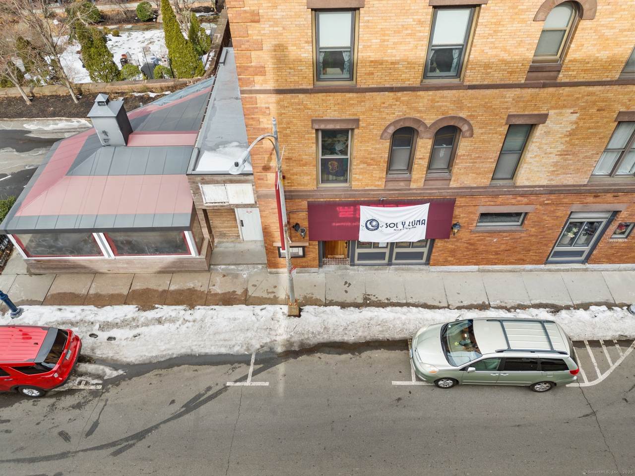 10 Capitol Avenue - Photo 1