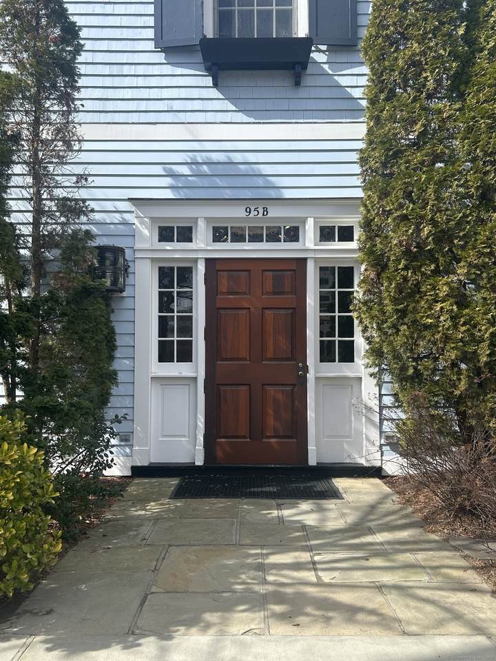 95 Rowayton Avenue - Photo 1