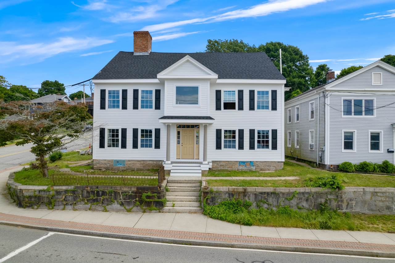 108 Thames Street - Photo 1
