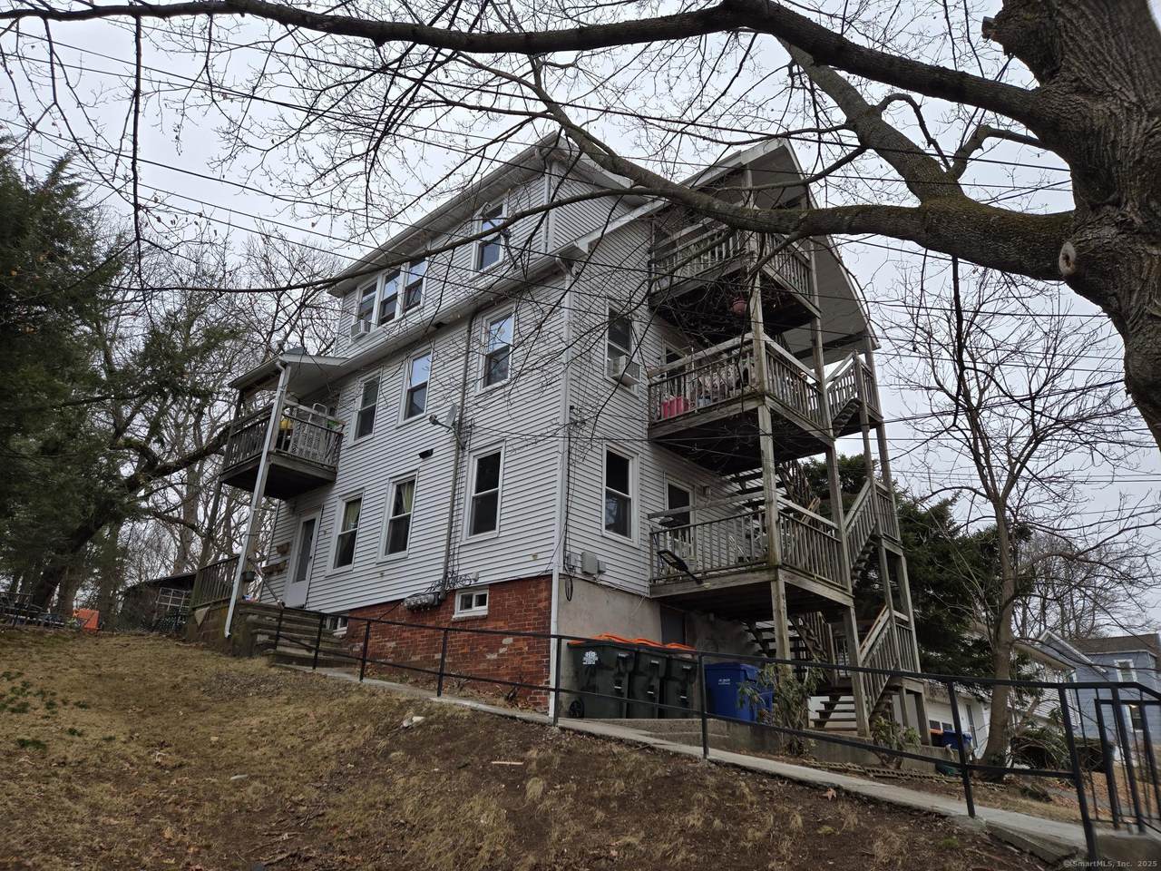 82 Woodland Street - Photo 1