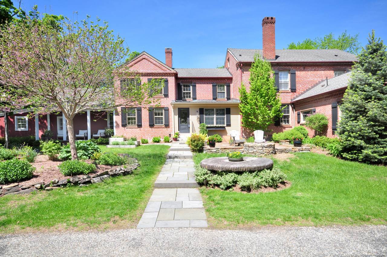 794 Main Street - Photo 1