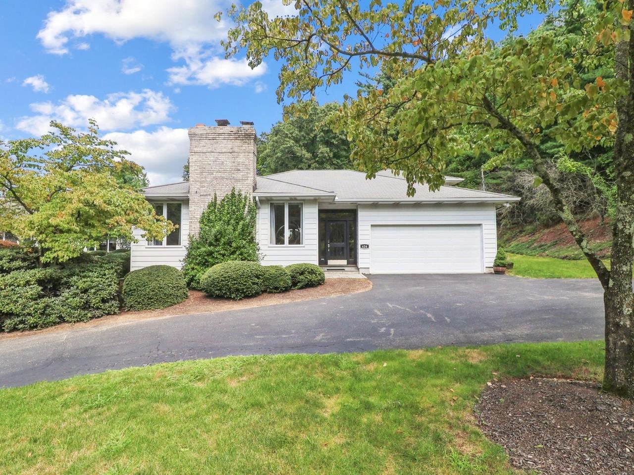 426 City Hill Street - Photo 1