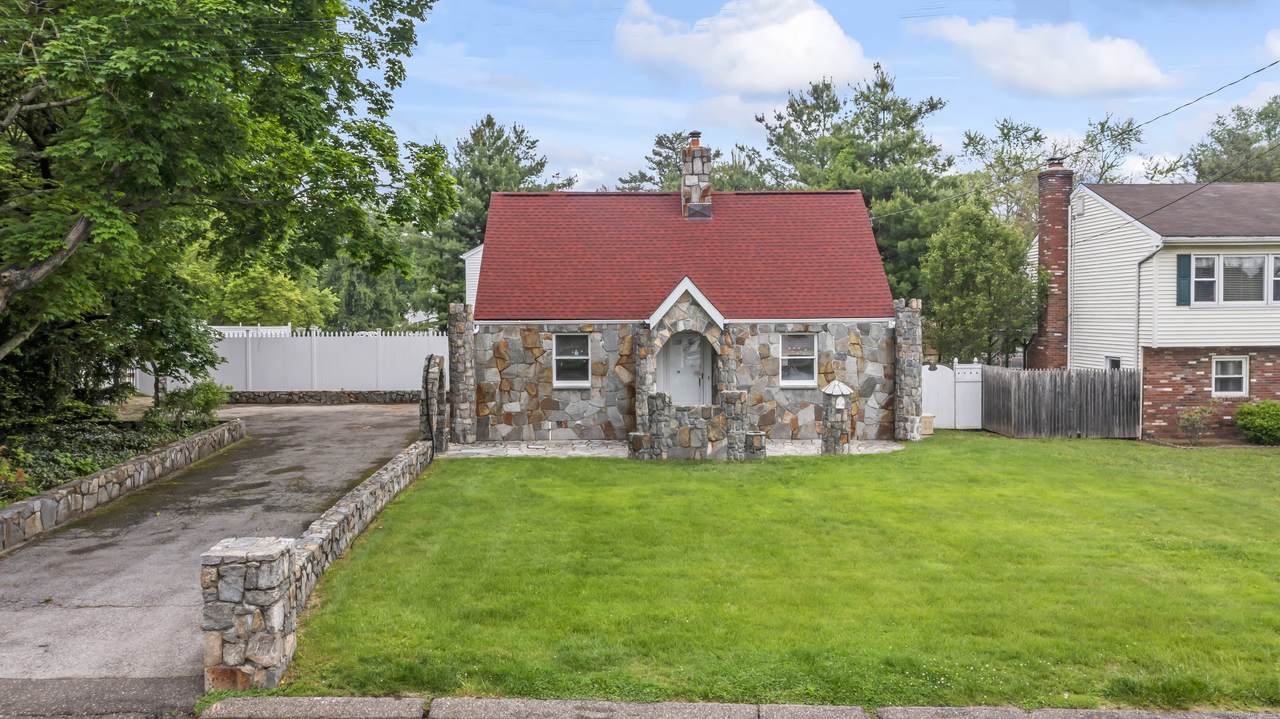 99 Bouton Street - Photo 1