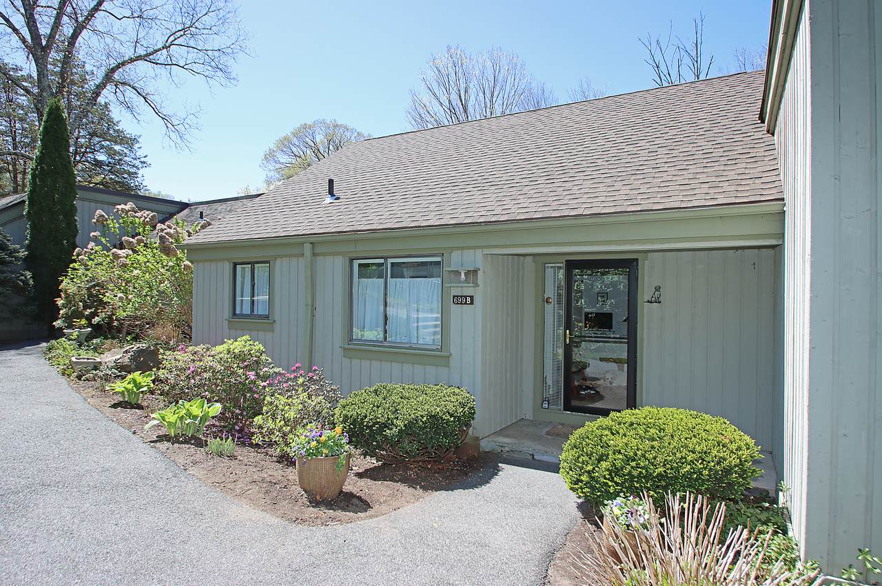 699 Heritage Village - Photo 1