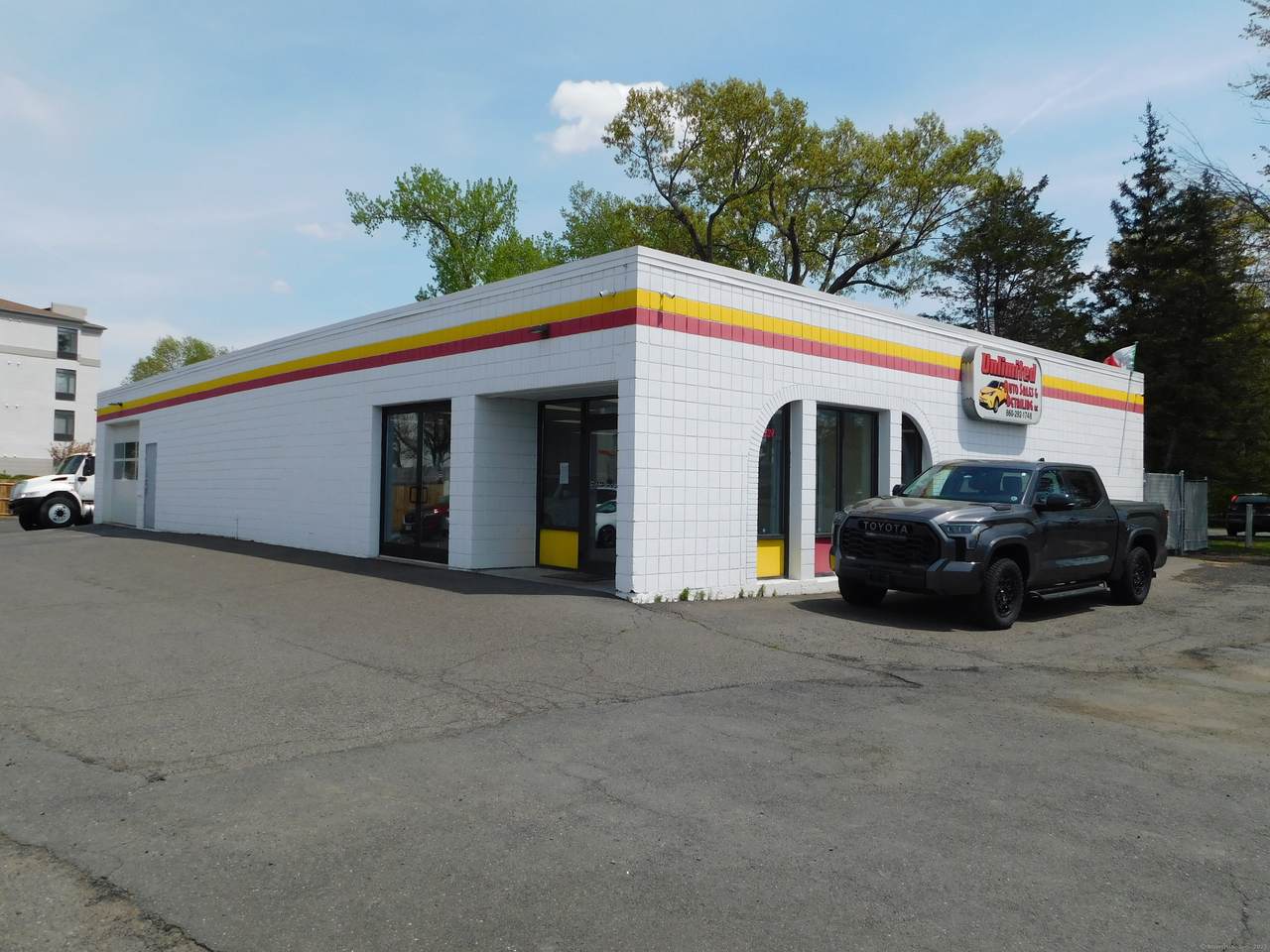 592 Elm Street - Photo 1