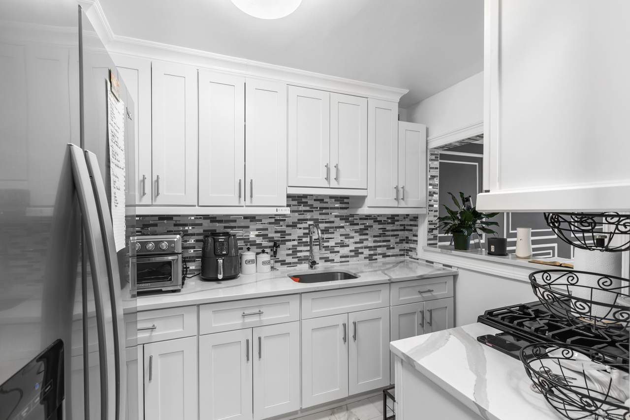 2370 North Avenue - Photo 1