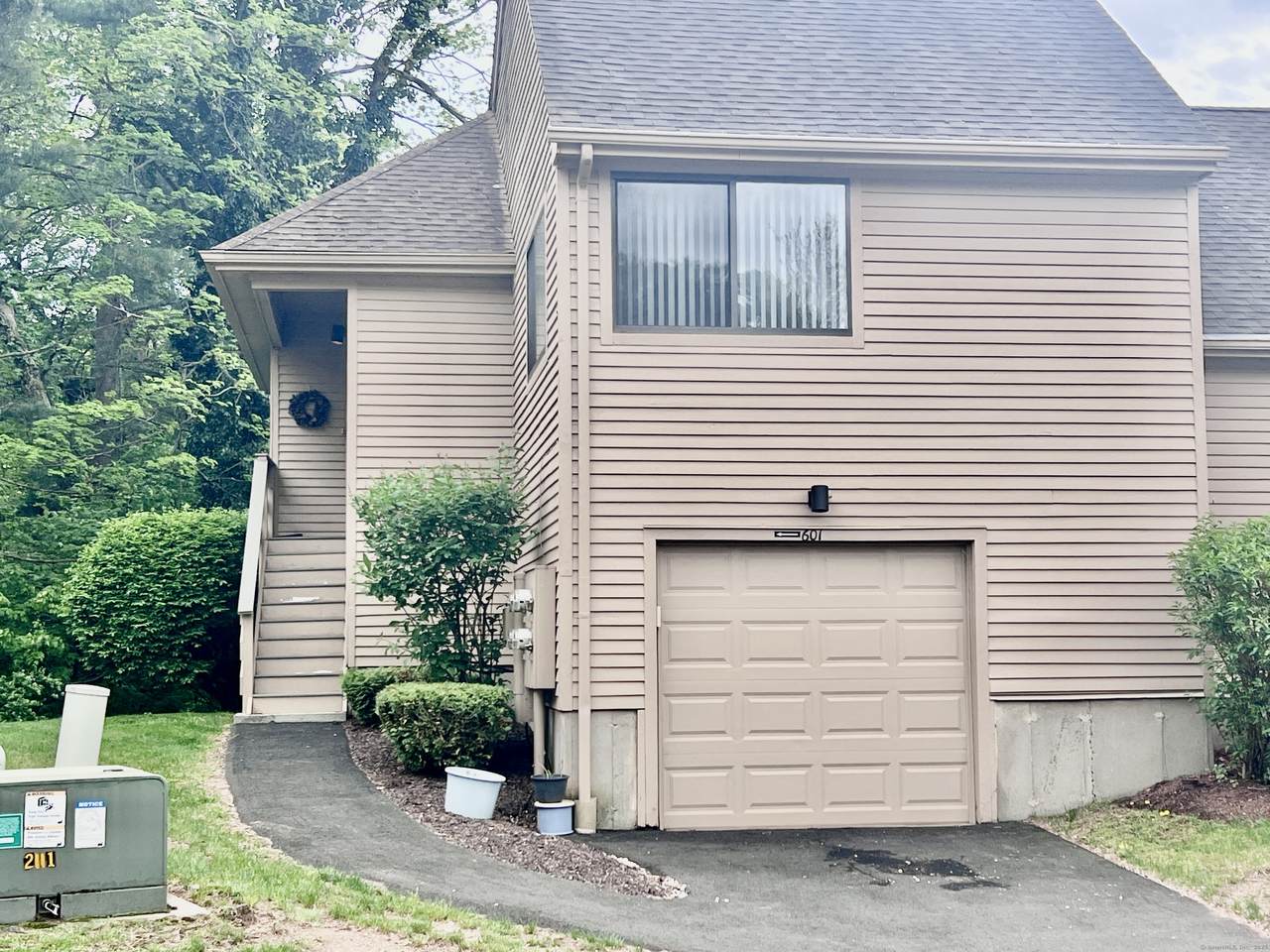 210 Treadwell Street - Photo 1