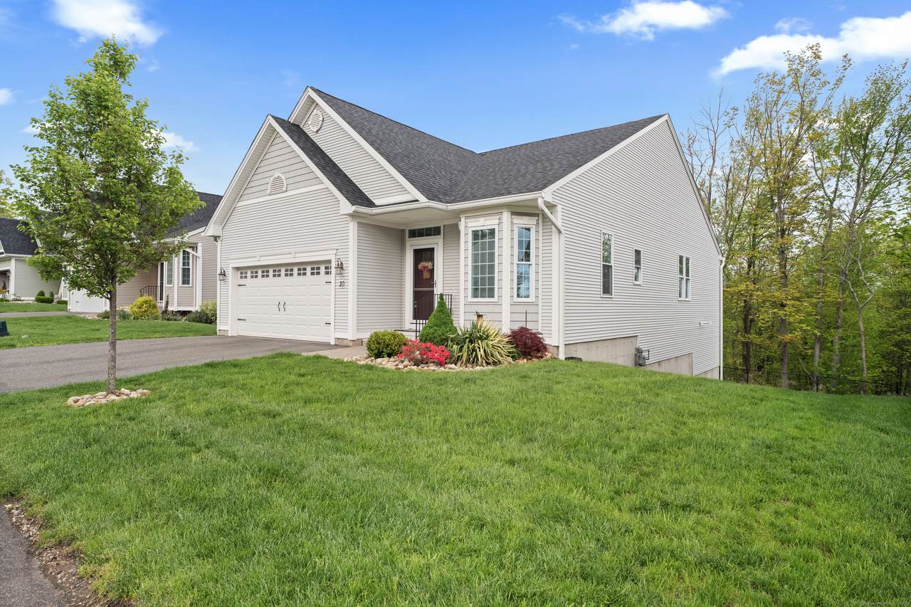 20 Webster Lane - Photo 1