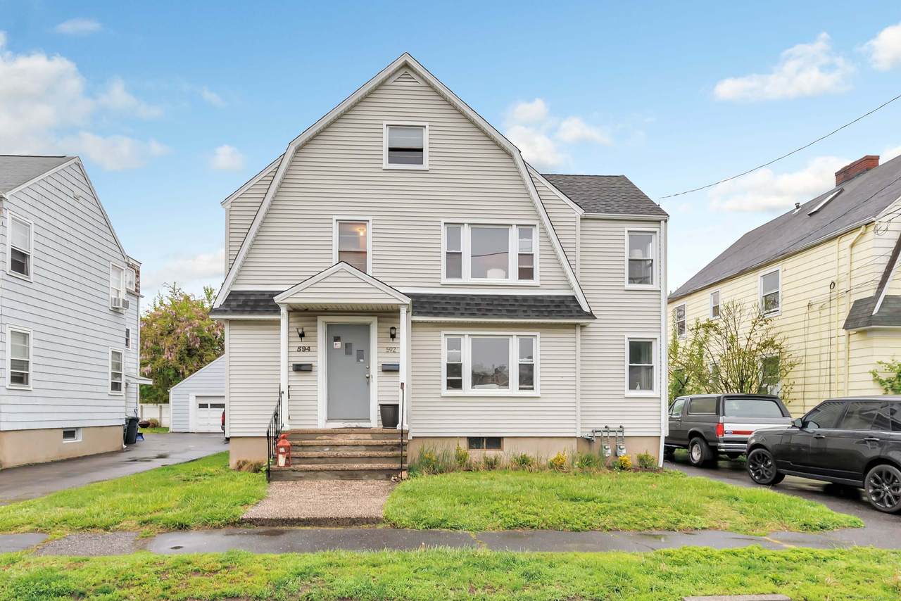 592 Courtland Avenue - Photo 1