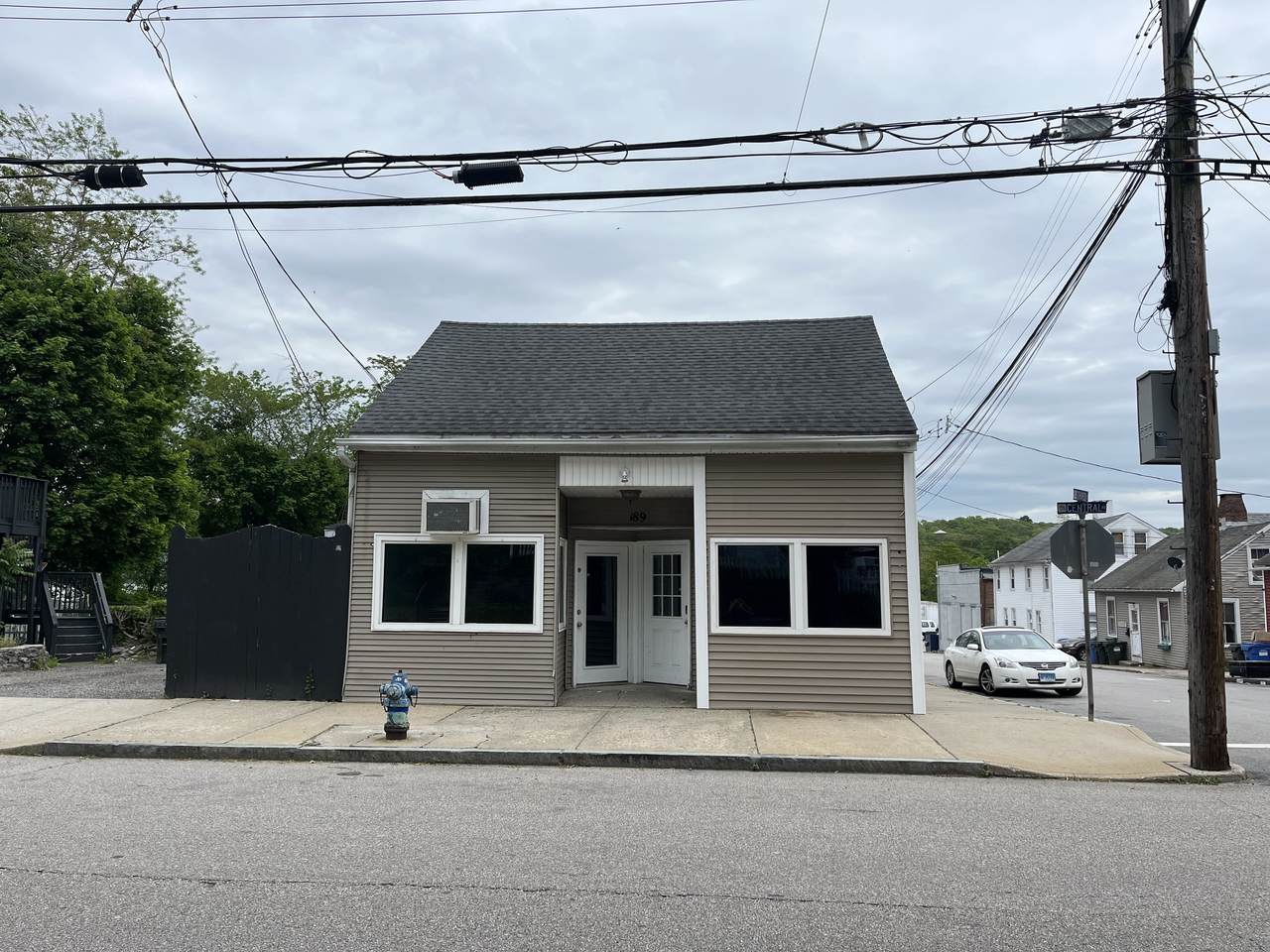 189 Central Avenue - Photo 1