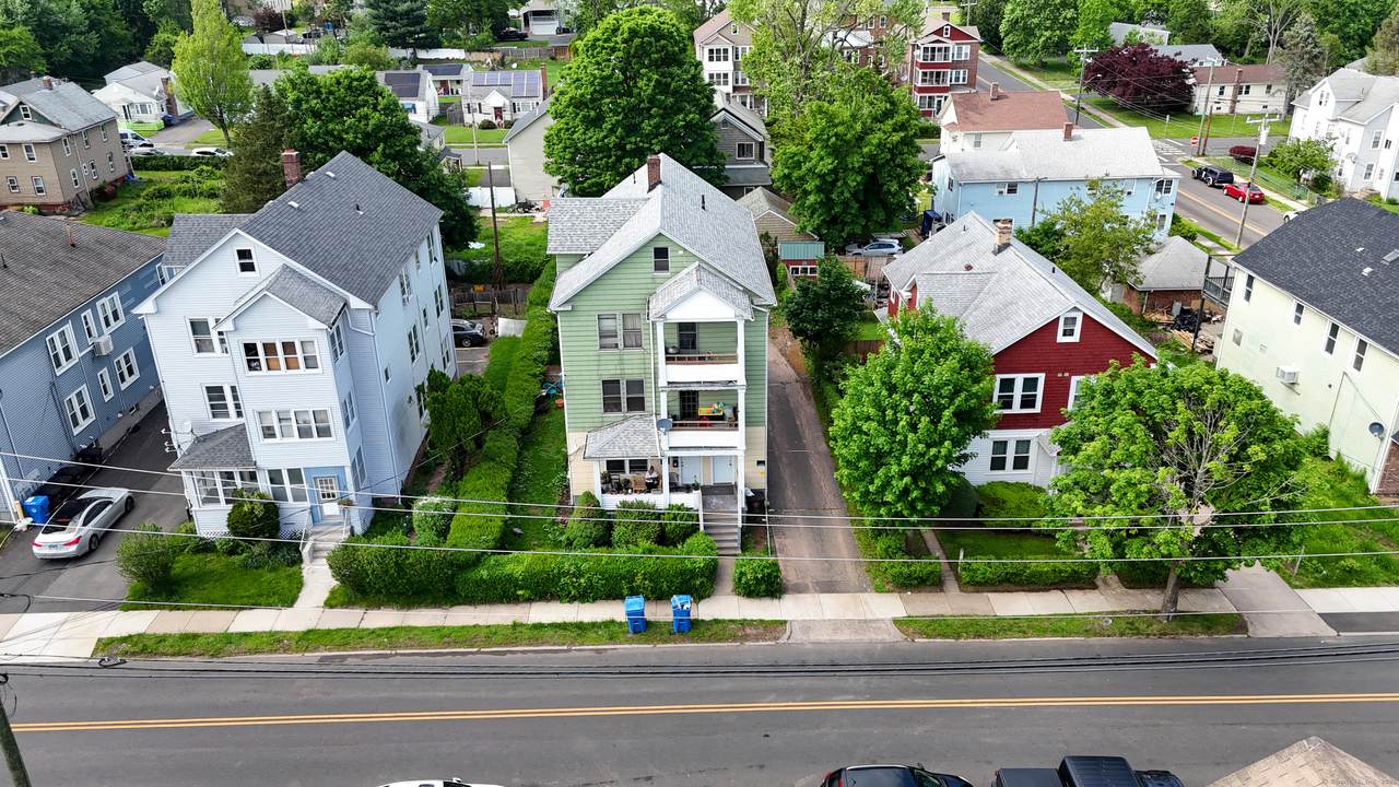 116 Belden Street - Photo 1