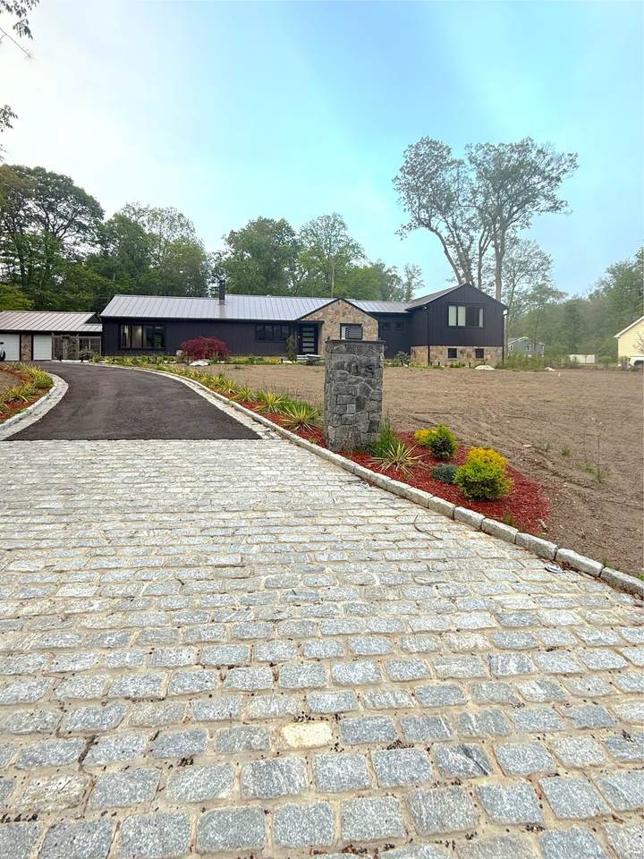 113 Woodbrook Drive - Photo 1