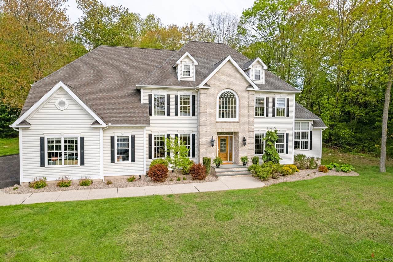 64 Warren Glen - Photo 1