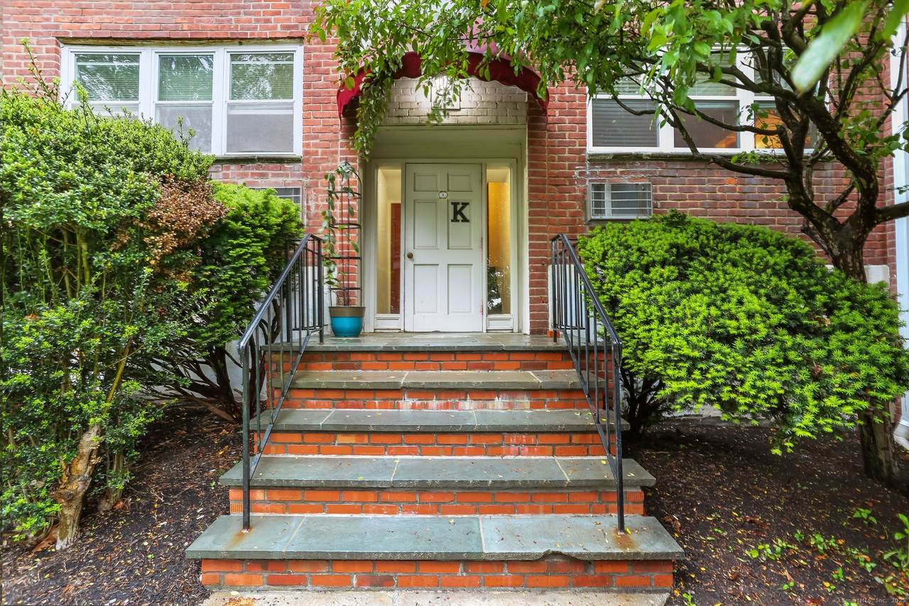 11 Bedford Avenue - Photo 1