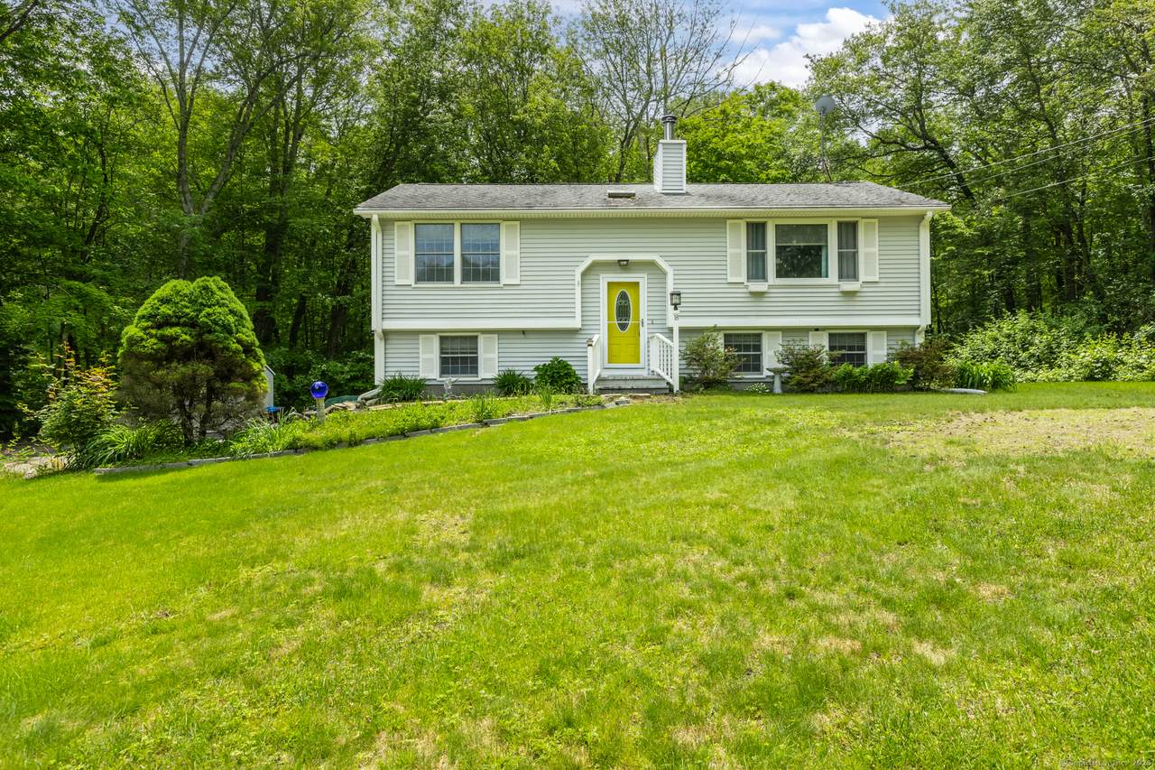 18 Yeomans Road - Photo 1