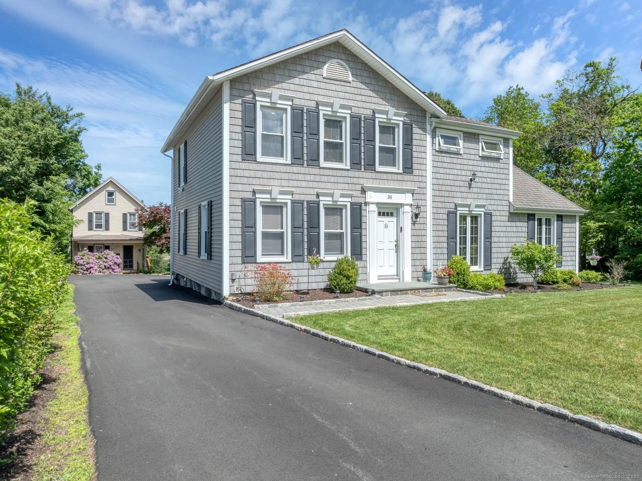 35 Deer Hill Avenue - Photo 1
