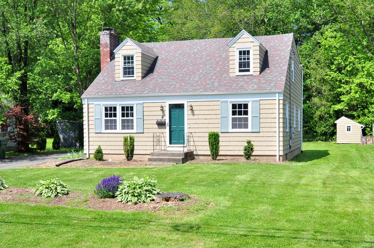 6 Lennox Avenue - Photo 1