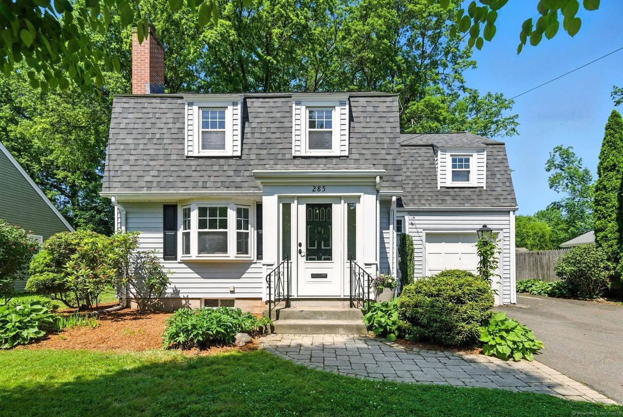 285 Auburn Road - Photo 1