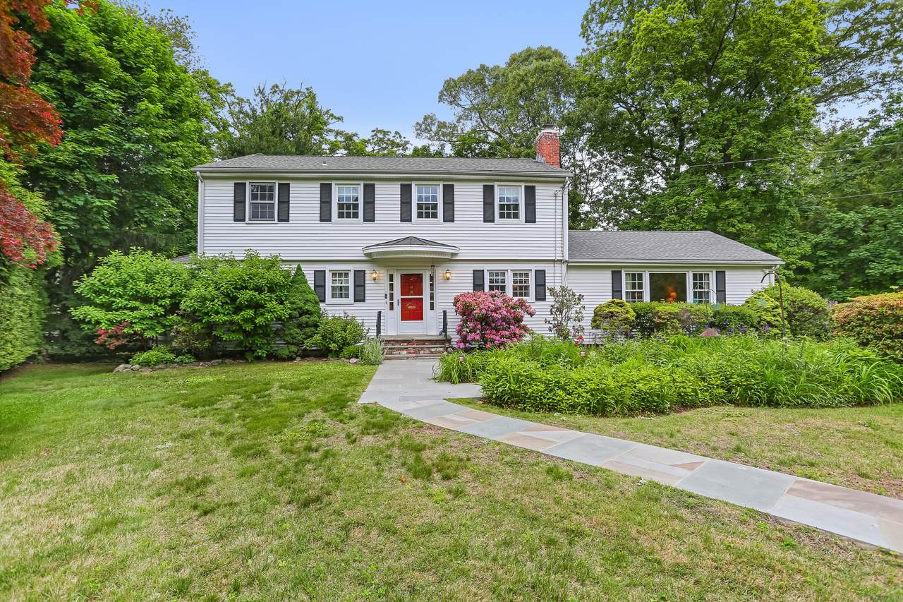 10 Crossland Place - Photo 1