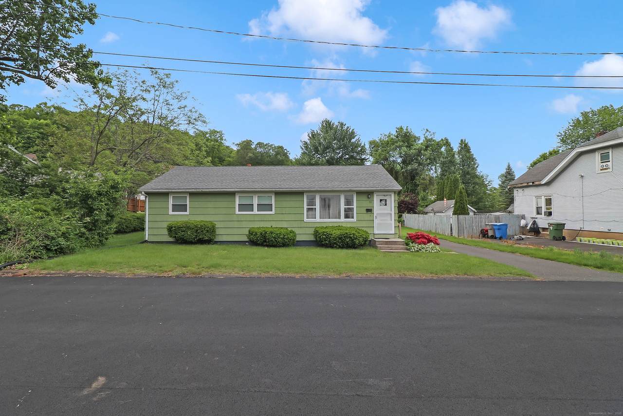 52 Fairview Avenue - Photo 1