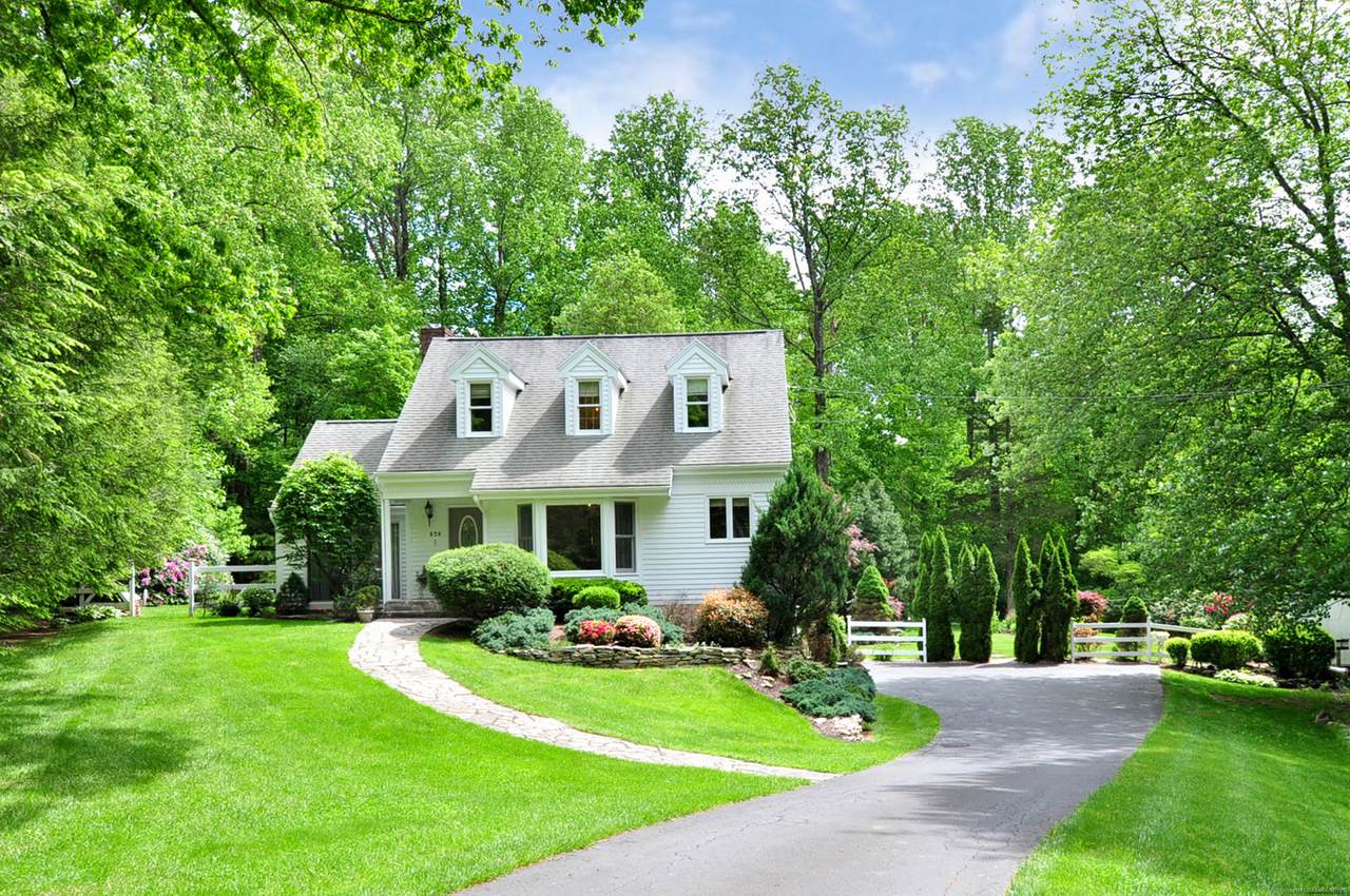 858 Bucks Hill Road - Photo 1