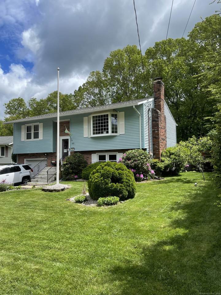 322 Beth Lane - Photo 1