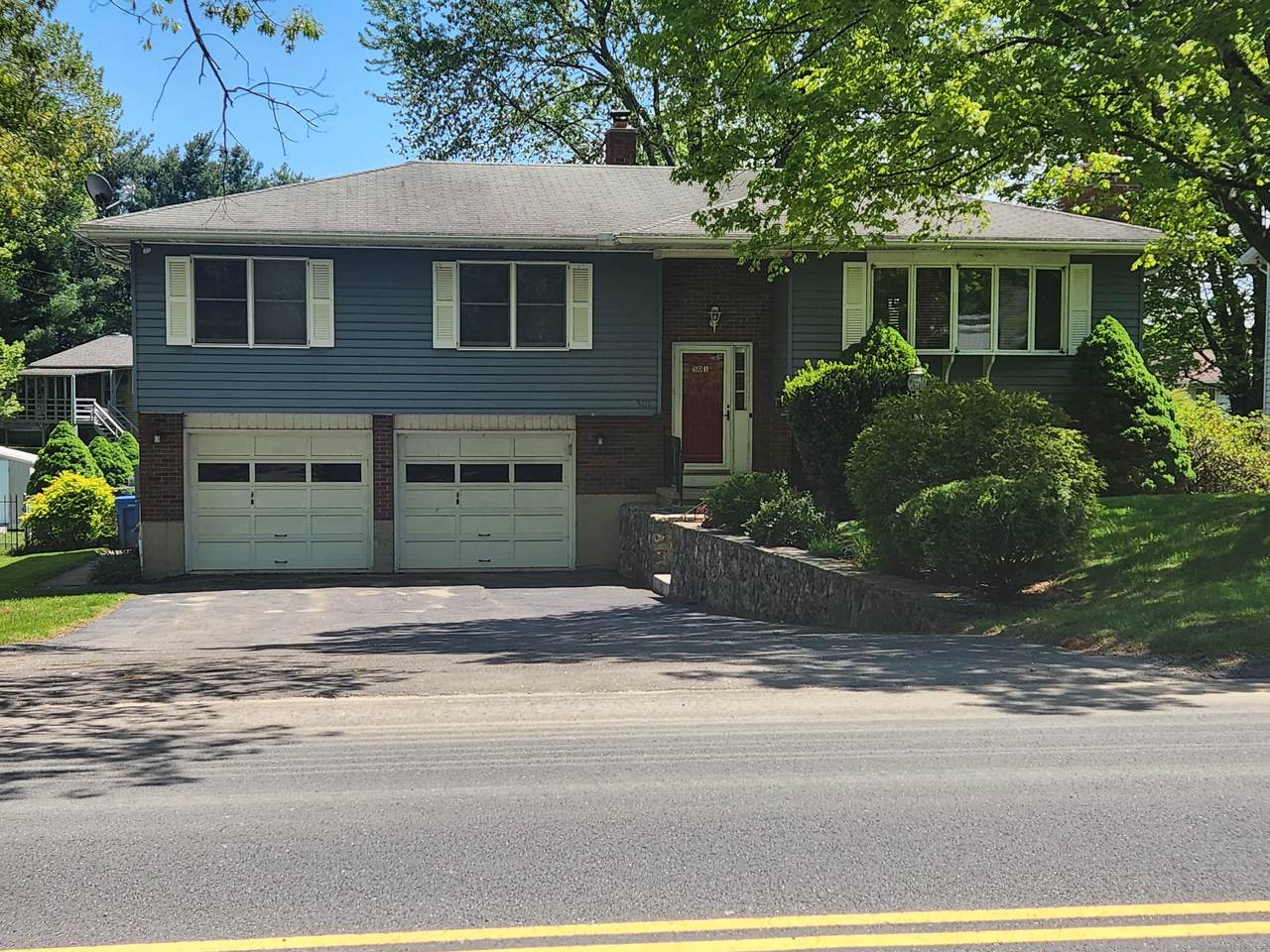 501 Country Club Road - Photo 1