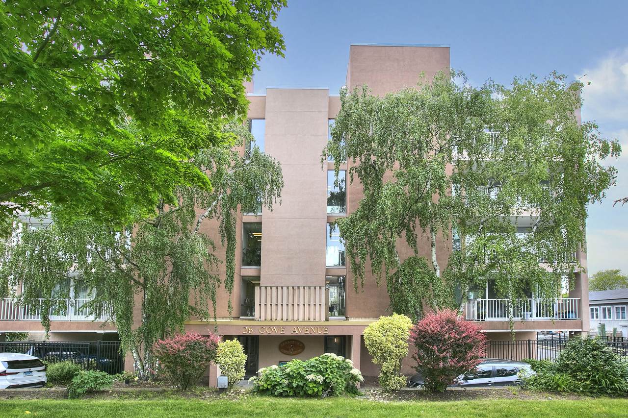 26 Cove Avenue - Photo 1
