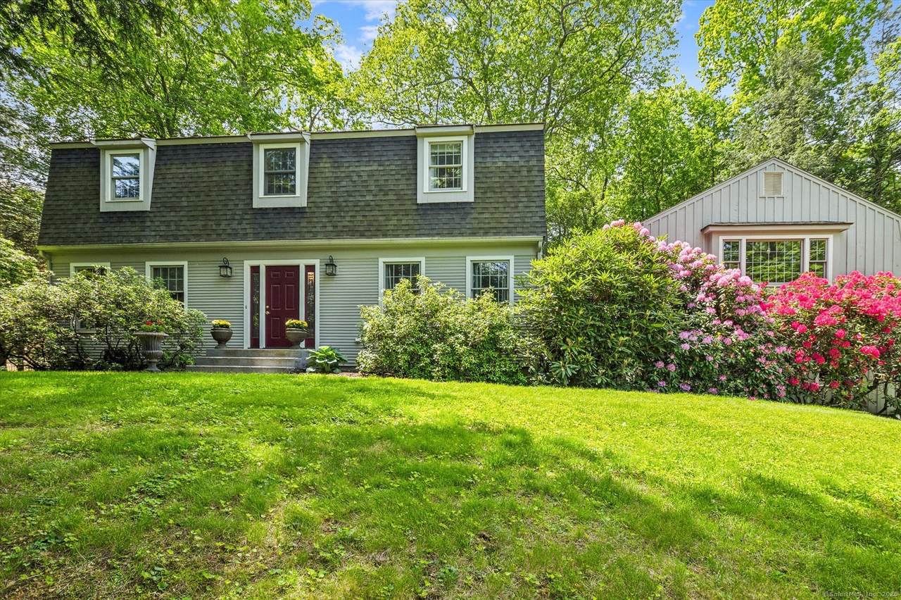 33 Cold Spring Road - Photo 1