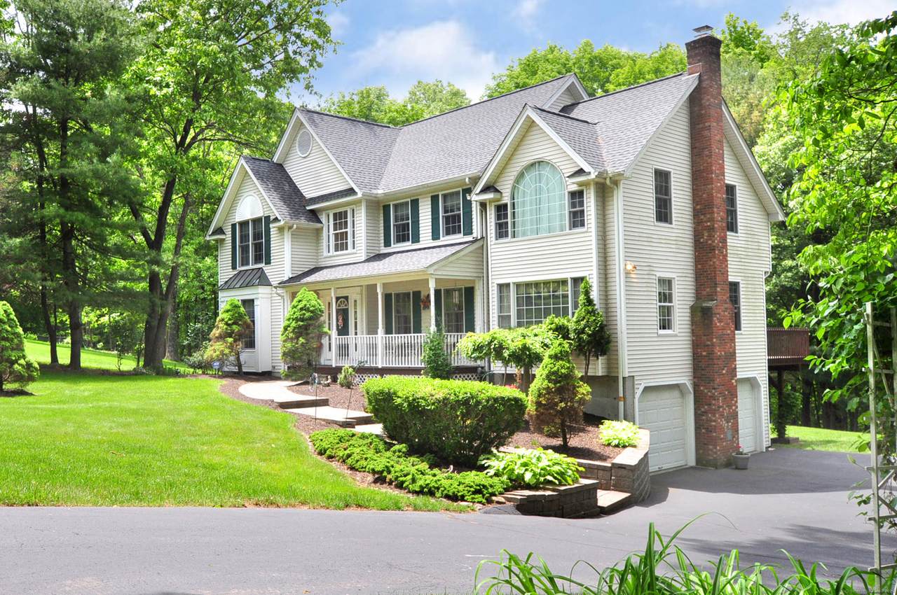 18 Bayberry Lane - Photo 1