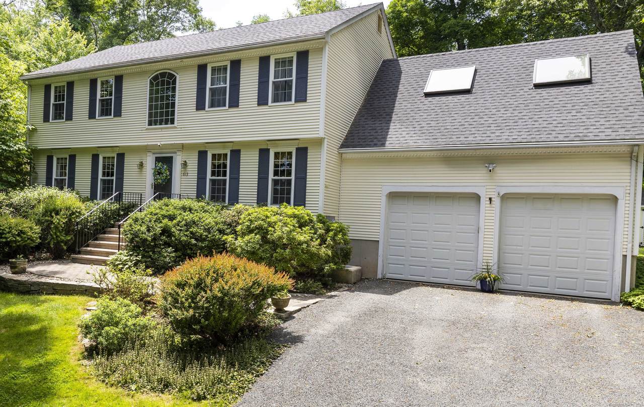 613 Ridgewood Road - Photo 1